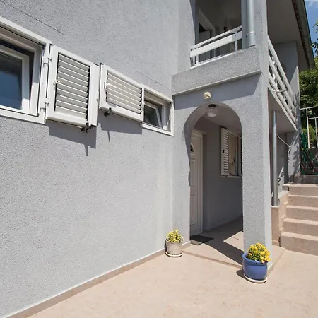 Διαμέρισμα Neo *